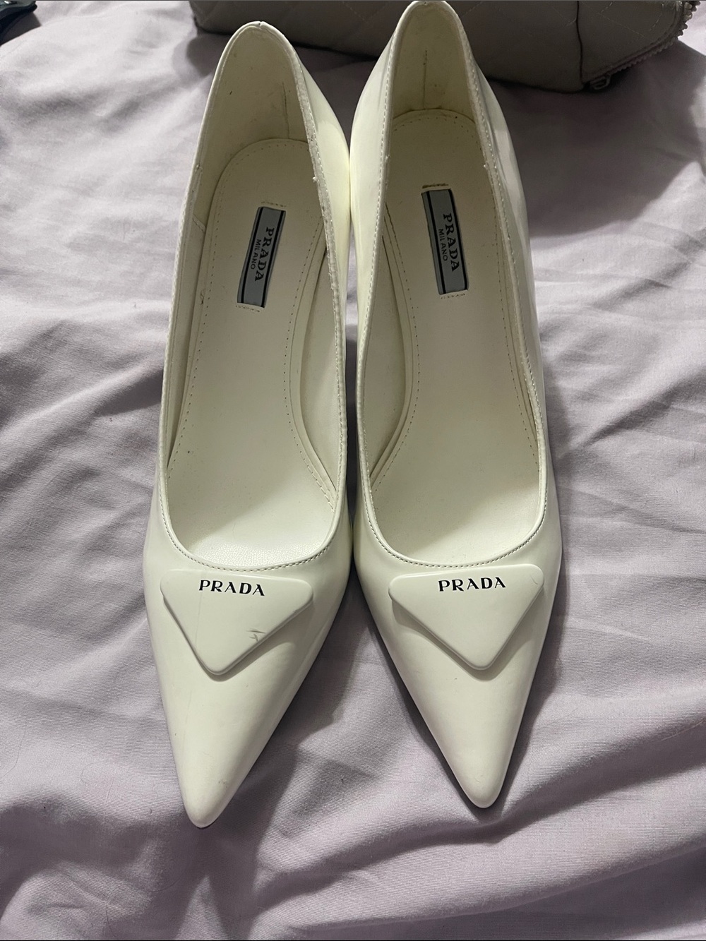 Knock off Prada White Pointed Toe Logo Triangle Pumps